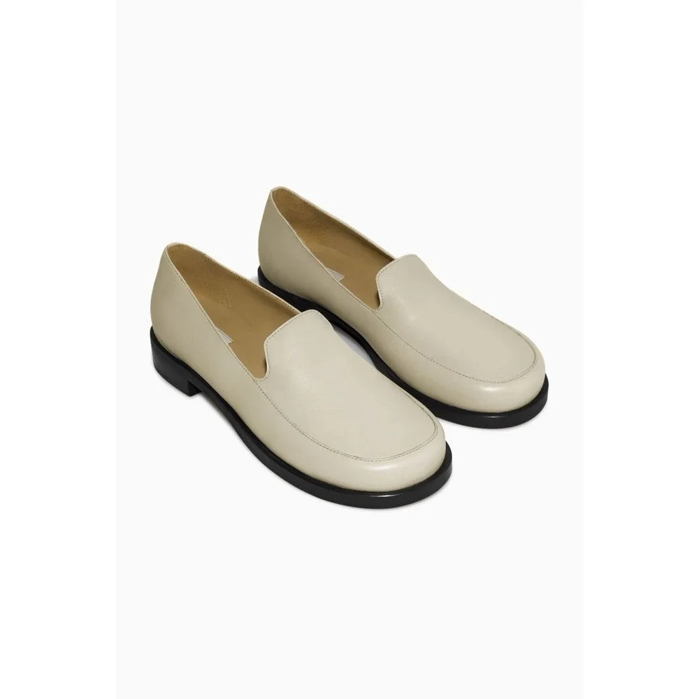 COS Women's Leather Moccasin‎ Loafers Minimalist Chic Preppy Quiet Luxury Sz 8